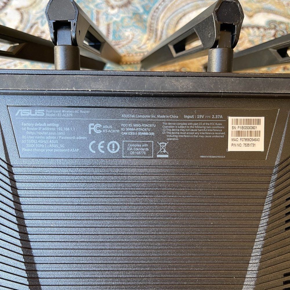 ASUS Dual Band Wireless AC Router model RT-8C87R- works, with cable - Picture 7 of 9